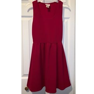 Self Esteem | Sleeveless scoop neck skater dress